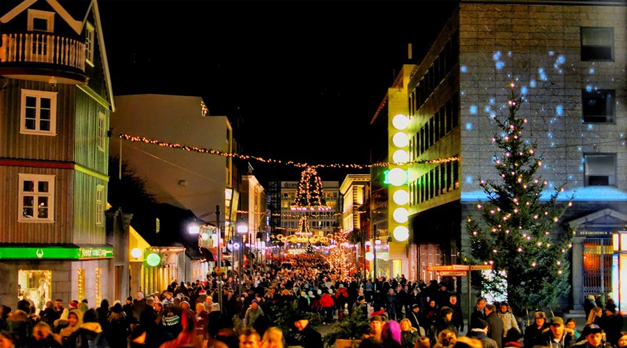 Christmas Street View