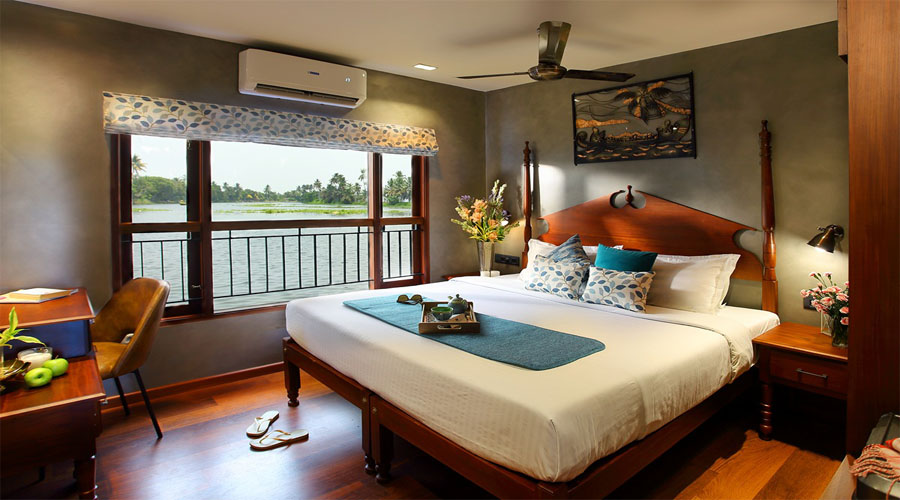 Alleppey Houseboat