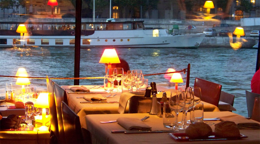 Sceinic Cruise Dinner Paris