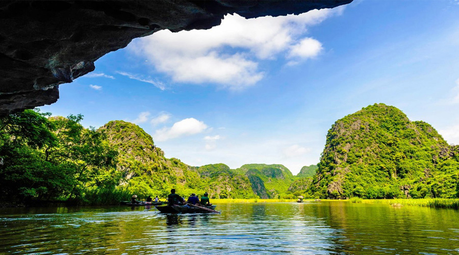 Trang An Grottoes Ninh Binh