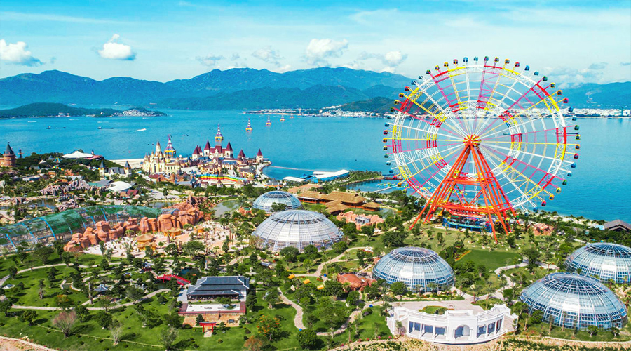 Vinpearl Land amusement park
