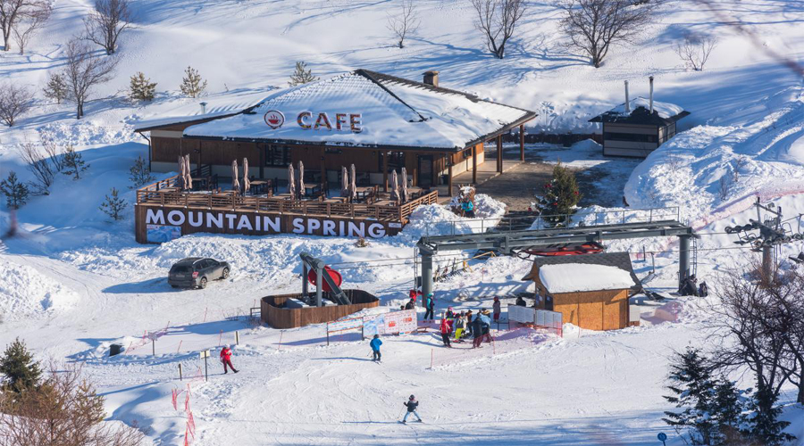 oi qaragai mountain resort cafe