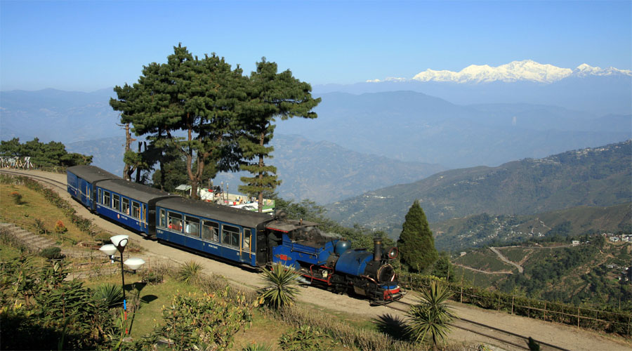 Batasia Loop in Darjeeling