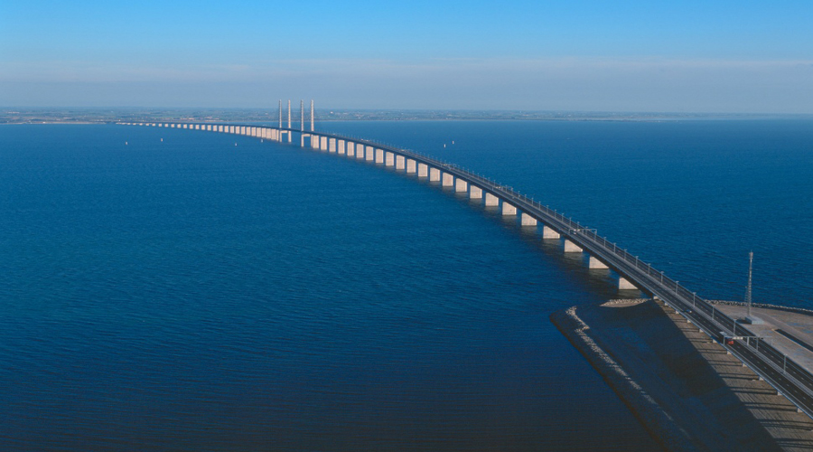 Bridge connecting Sweden with Denmark
