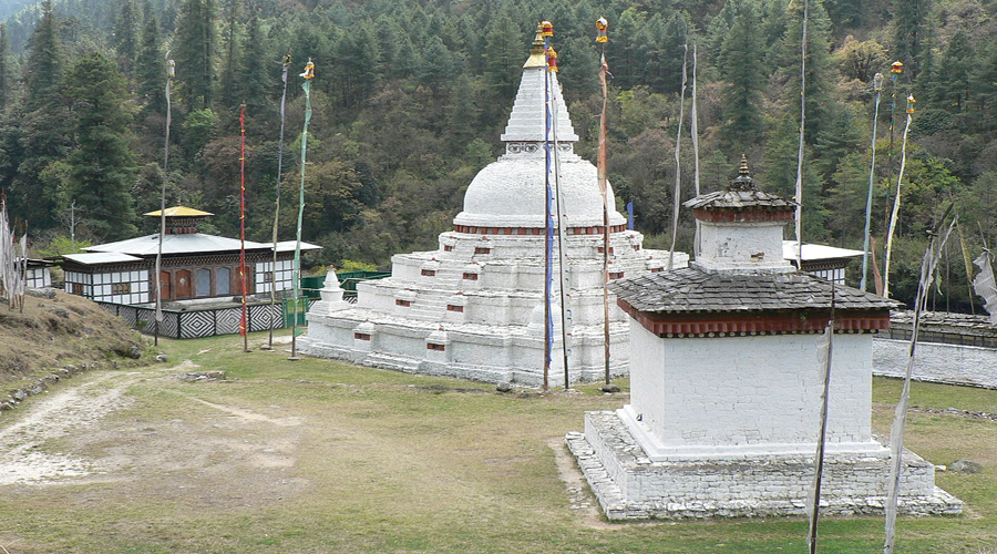 Chendbji Chorten enroute Punakha to Bumthang
