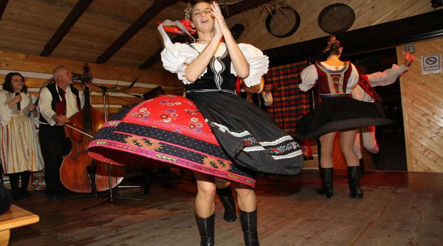 Folklore Party, Prague