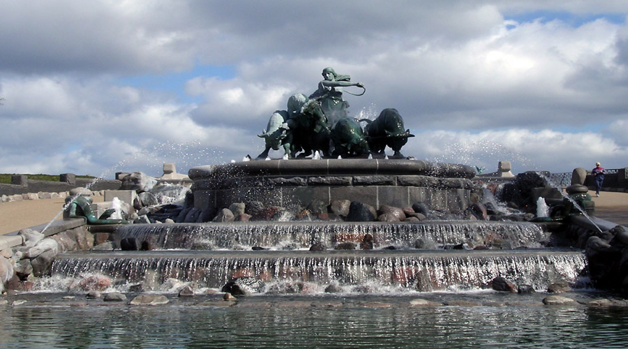 Gif on Fountain, Copenhagen