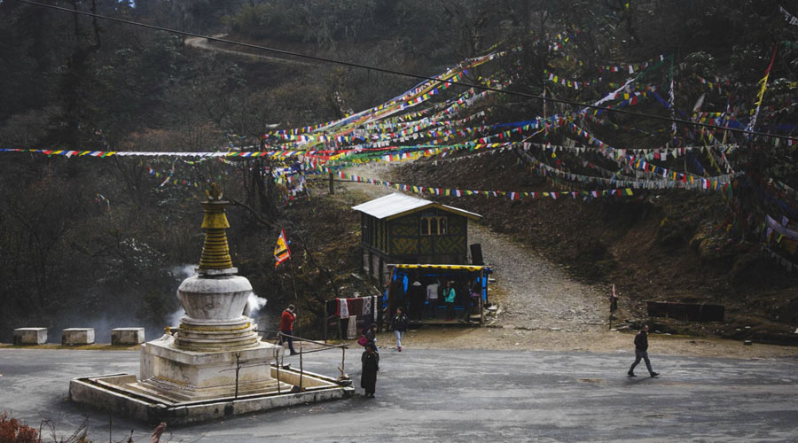 Pele - La - Pass enroute Punakha to Bumthang