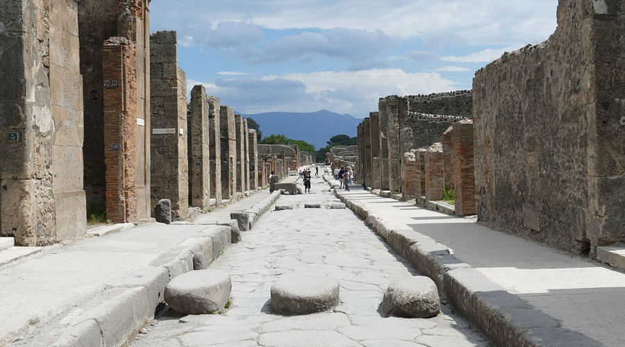 Pompeii tour
