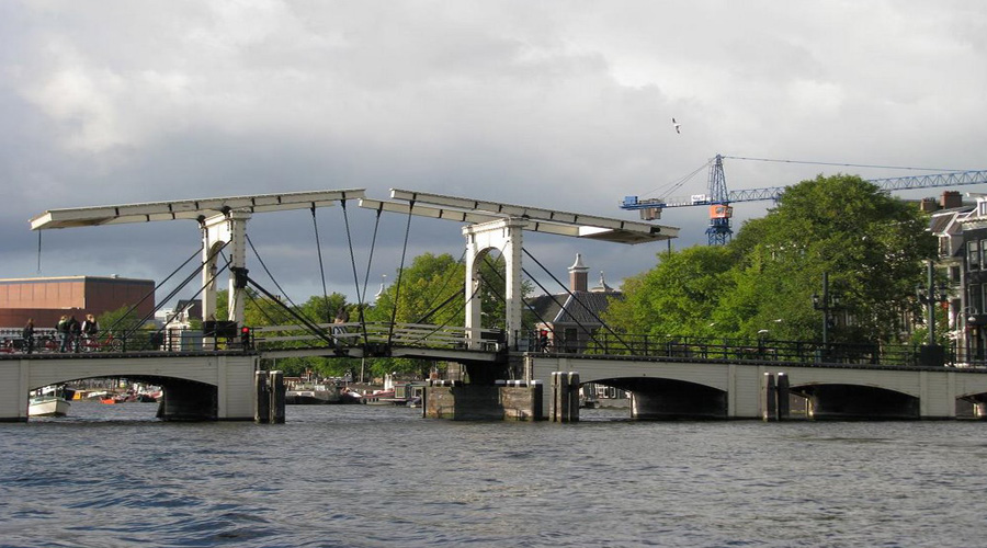 Skinny Bridge, Amsterdam