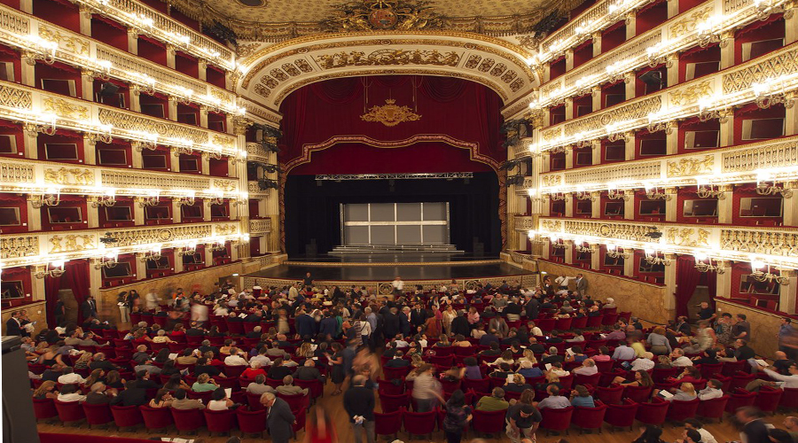 the San Carlo Opera House